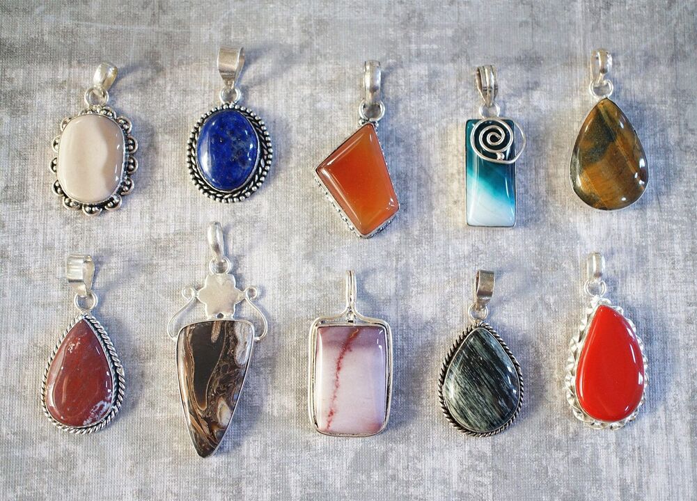 Natural stone amulets for health